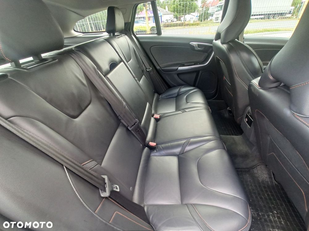 Volvo V60 - 10
