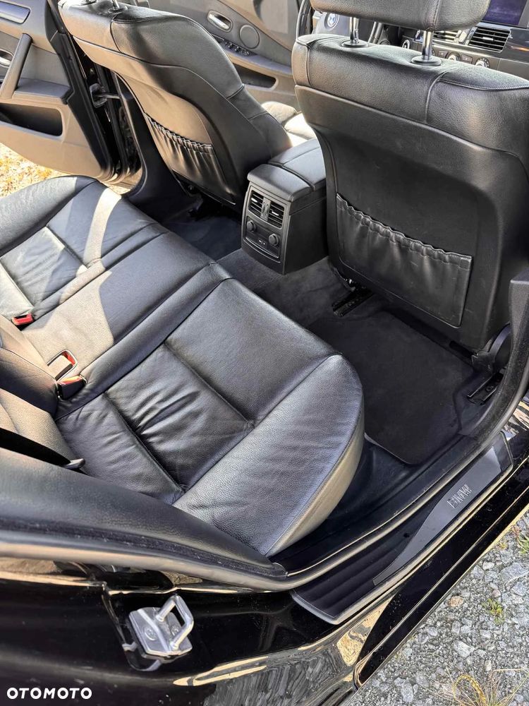 BMW Seria 5 525d - 15