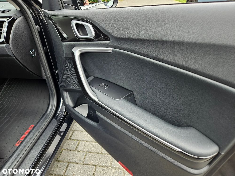 Kia Ceed 1.5 T-GDI Tribute DCT - 29