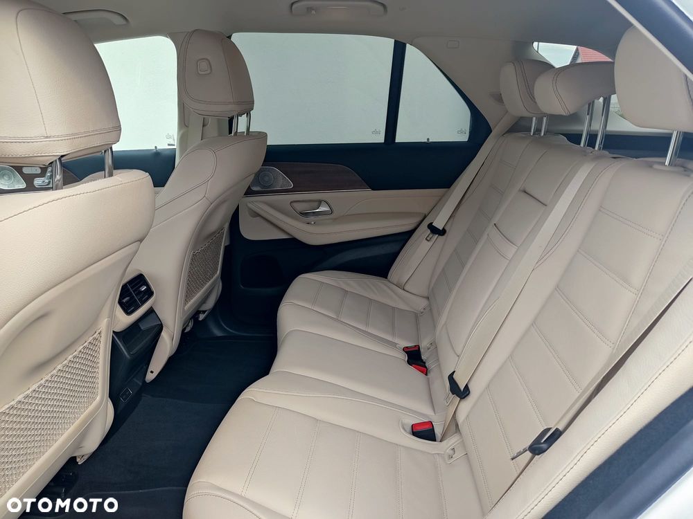 Mercedes-Benz GLE - 10