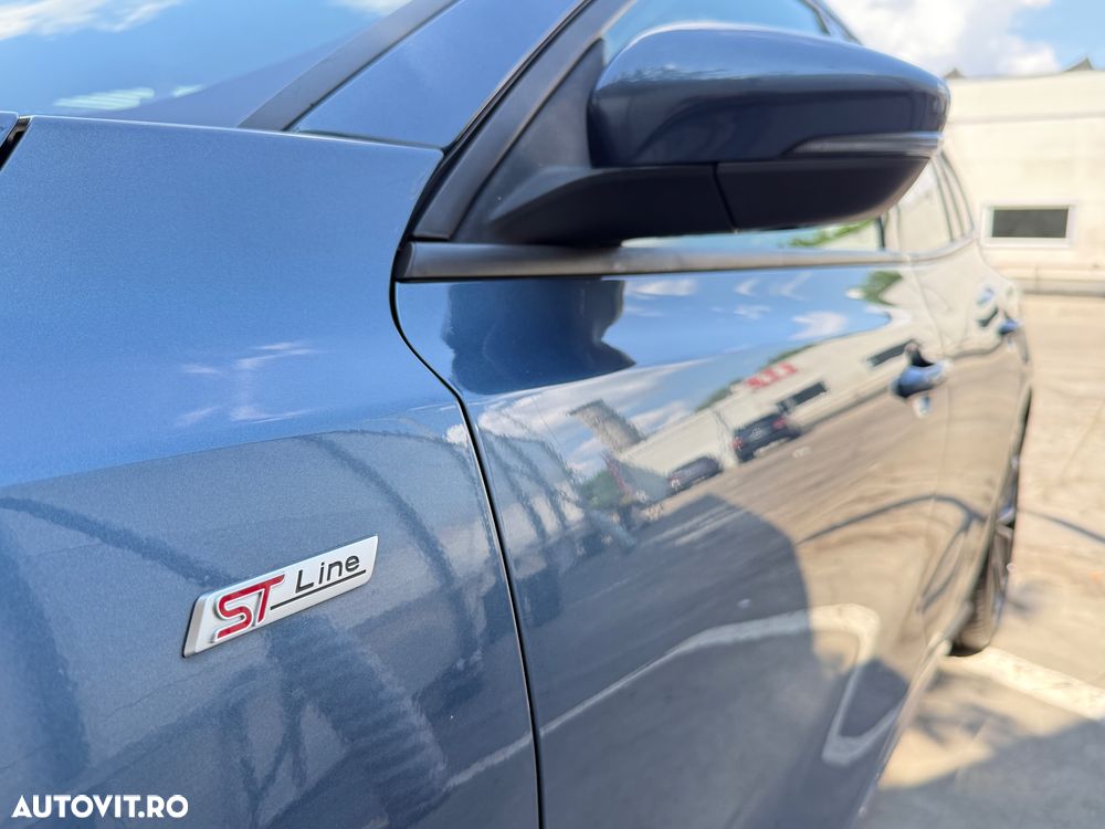 Ford Focus 1.5 EcoBoost Active - 3