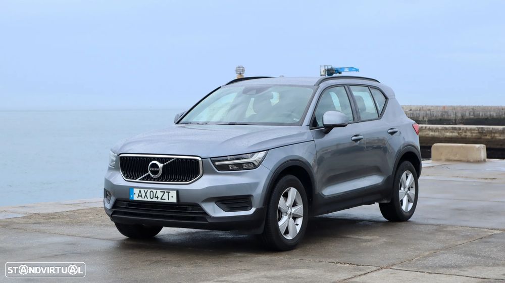 Volvo XC 40 2.0 D3 - 5