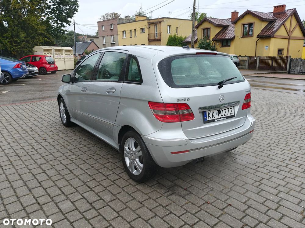 Mercedes-Benz Klasa B 200 Turbo Autotronic - 19