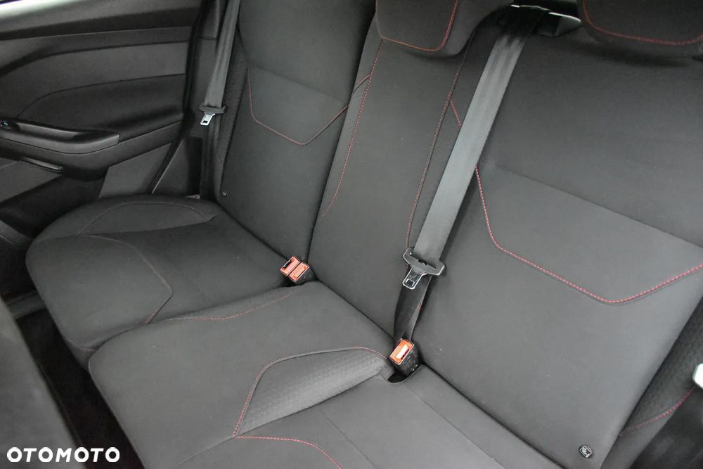 Ford Focus 1.5 EcoBoost ST-Line ASS PowerShift - 36