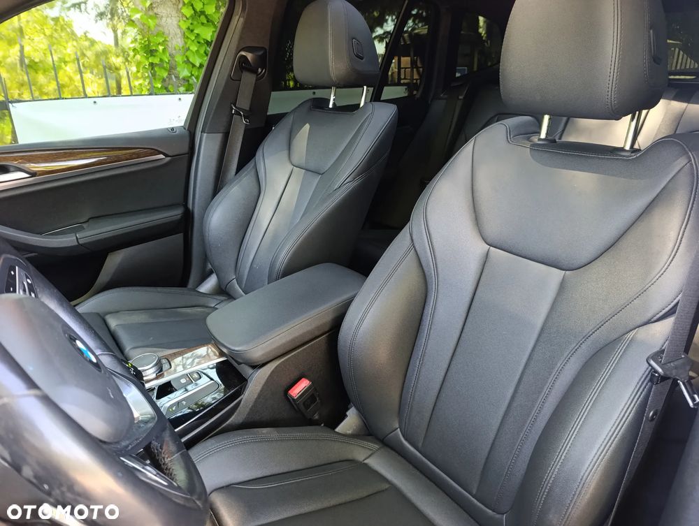 BMW X3 xDrive30i GPF xLine - 11