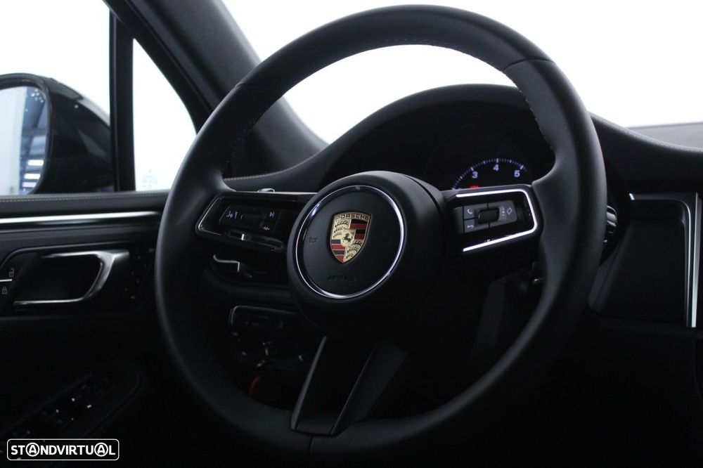 Porsche Macan Standard - 17