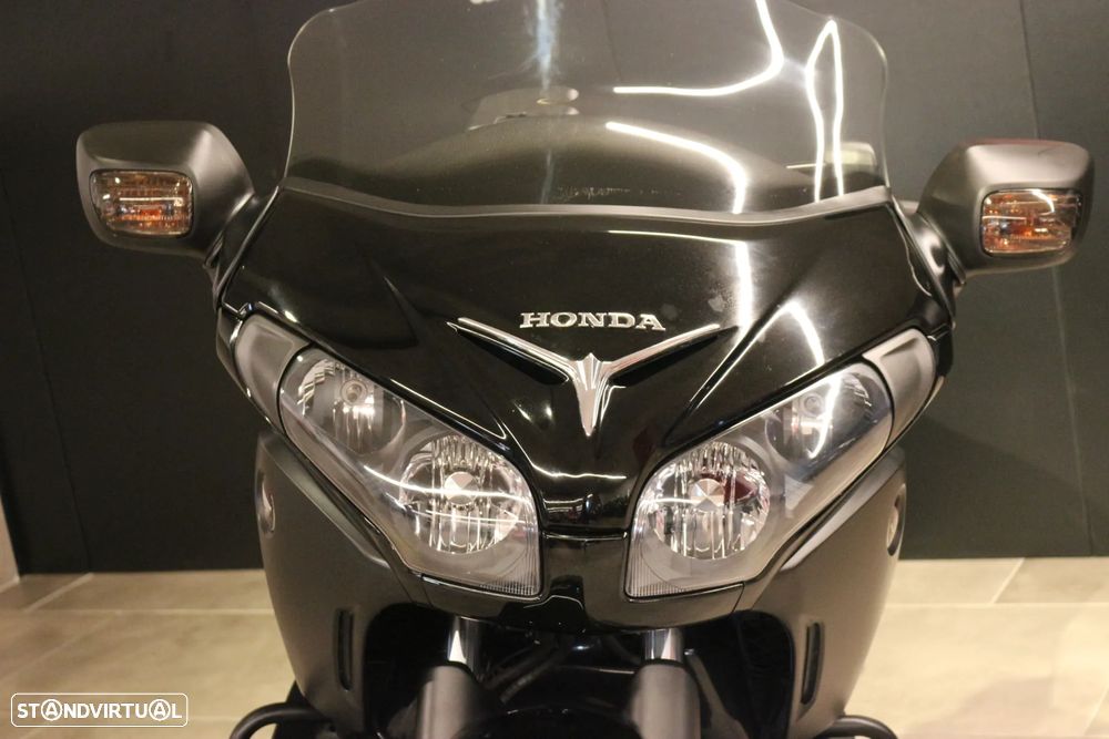Honda Goldwing F6B BAGGER - 9