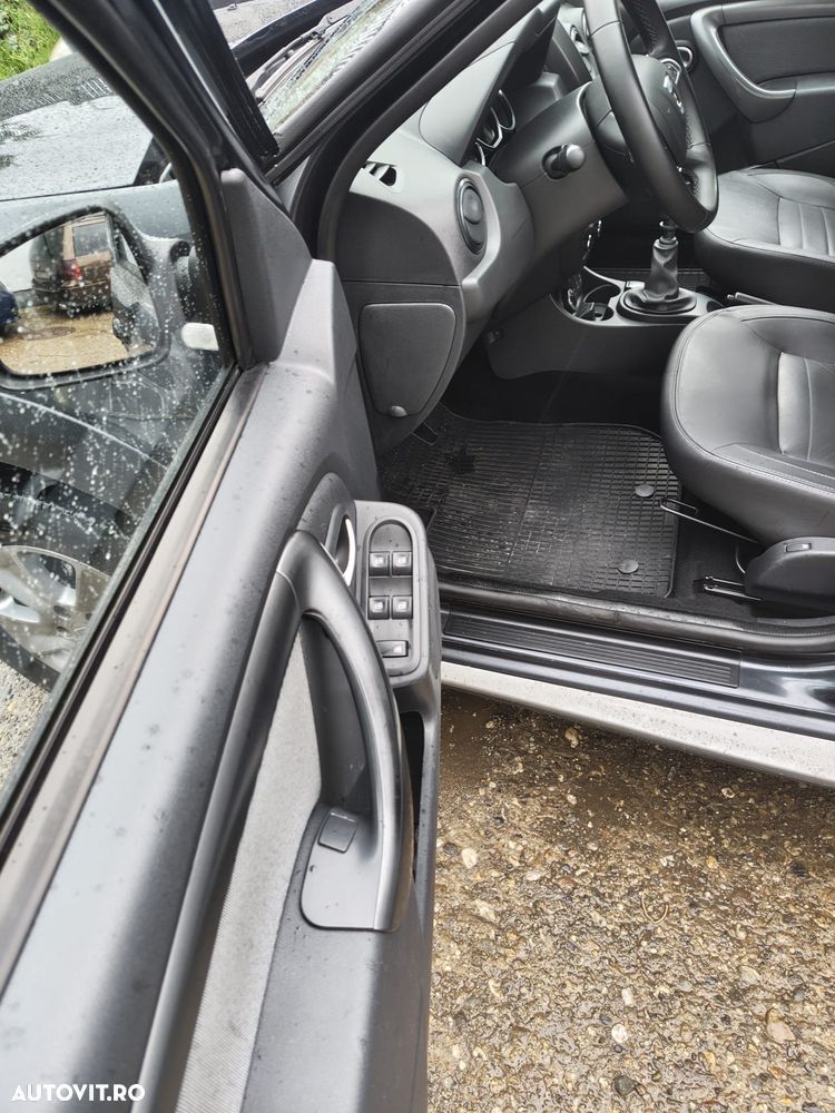 Dacia Duster 1.5 dCi 4WD Prestige jante 17" - 6