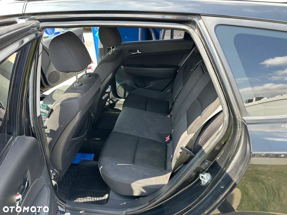 Hyundai i30 i30cw 1.6 Edition Plus - 13