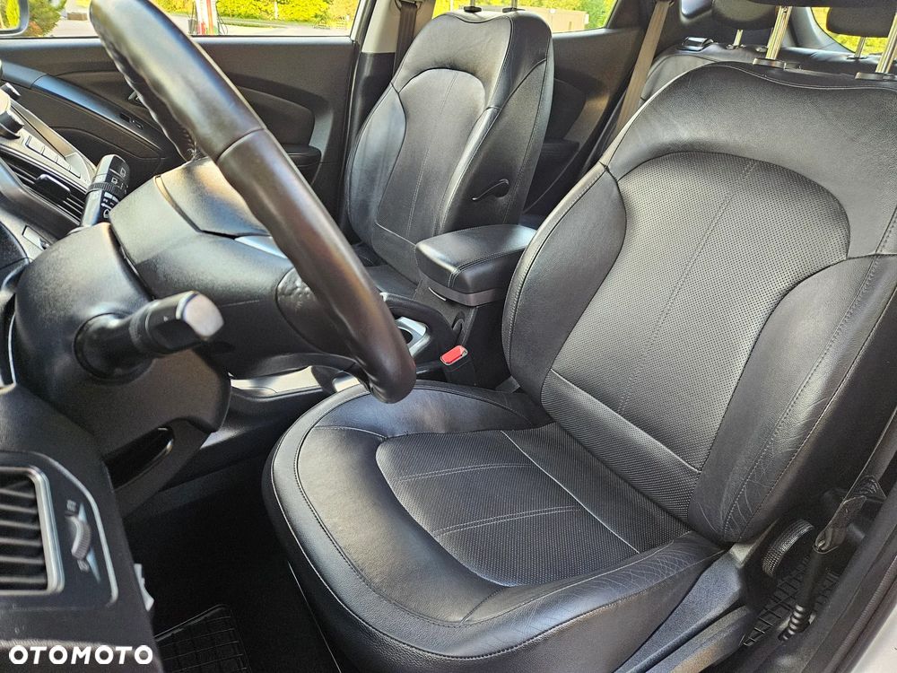 Hyundai ix35 1.6 2WD blue Comfort - 20