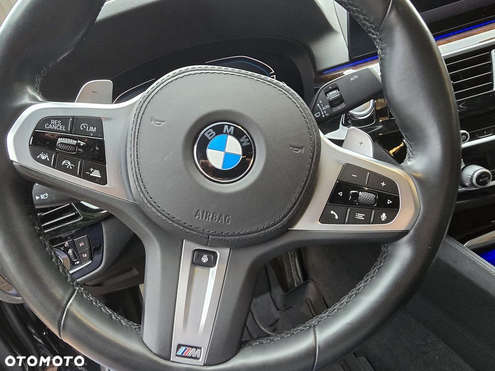 BMW Seria 5 530i xDrive mHEV M Sport sport - 13