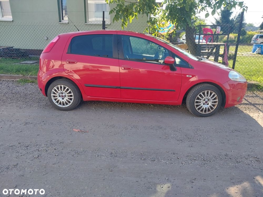 Fiat Grande Punto - 1