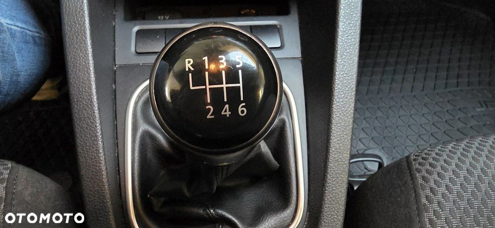 Volkswagen Jetta - 23