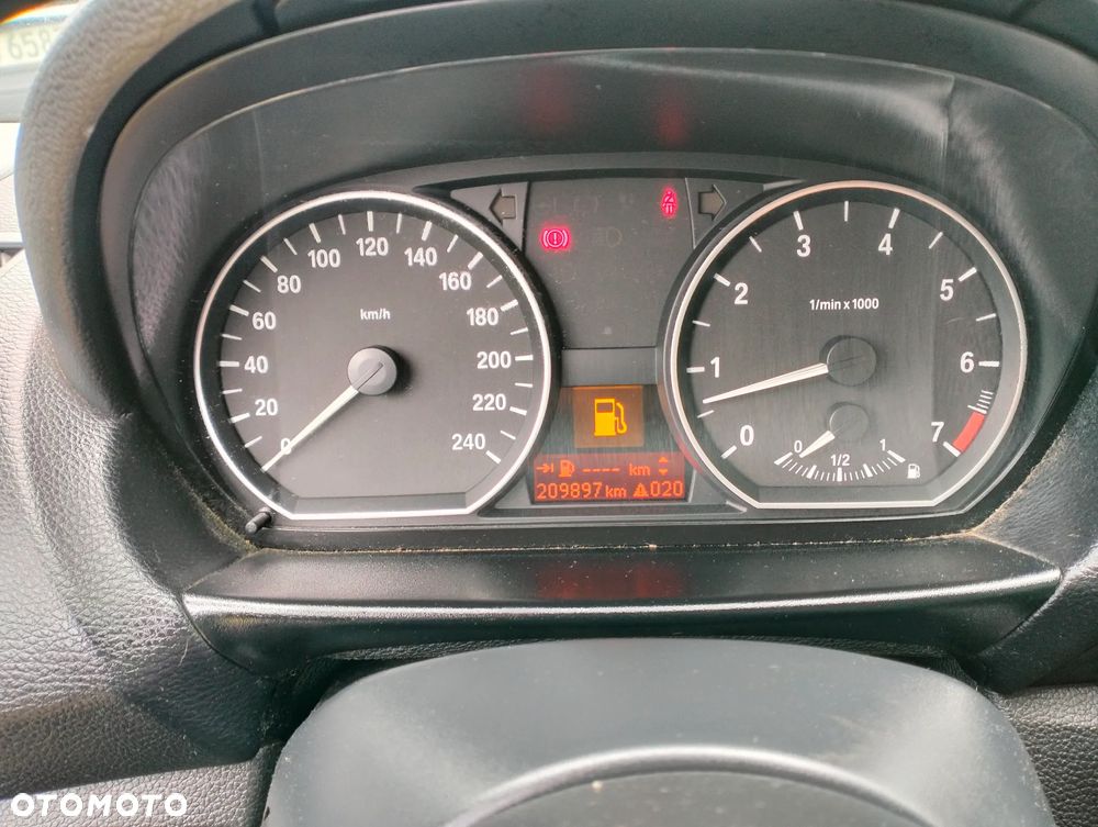 BMW Seria 1 - 38
