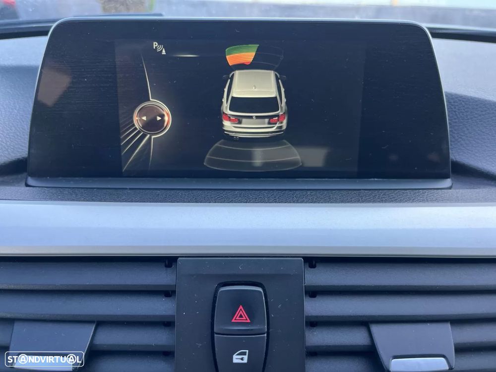 BMW 320 d Touring Aut. M Sport - 43