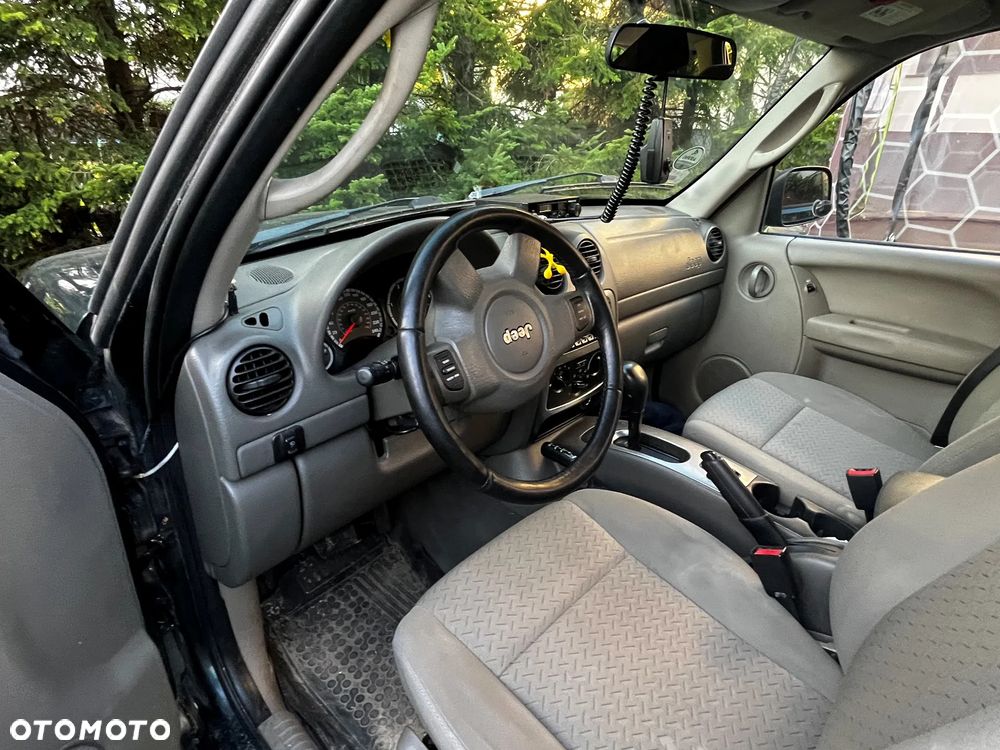 Jeep Cherokee 2.8 CRD Renegade - 14