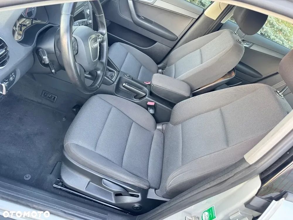 Audi A3 Sportback - 6