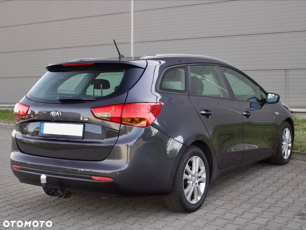 Kia Ceed - 7