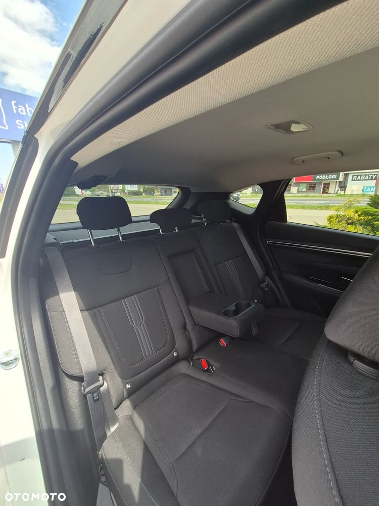 Hyundai Tucson ver-1-6-t--gdi-style-4wd-dct - 8
