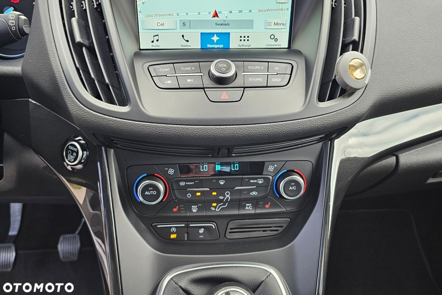 Ford Kuga - 22