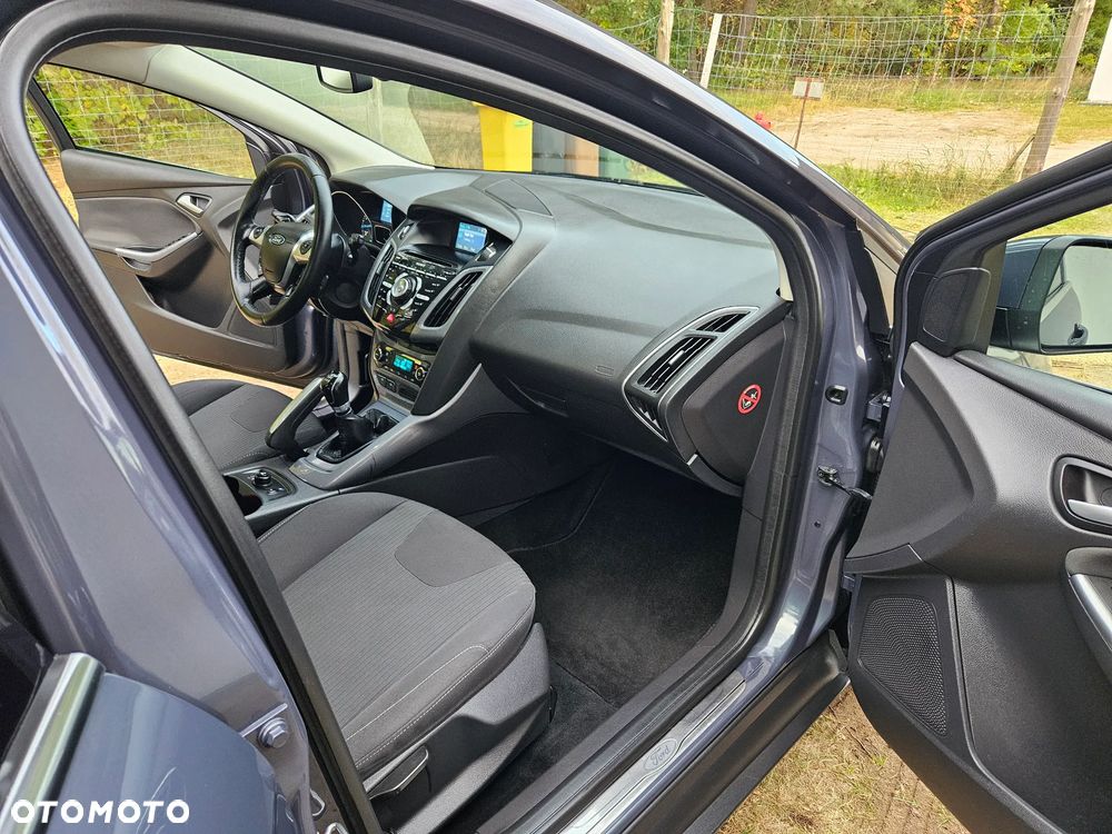 Ford Focus 1.6 Titanium - 23