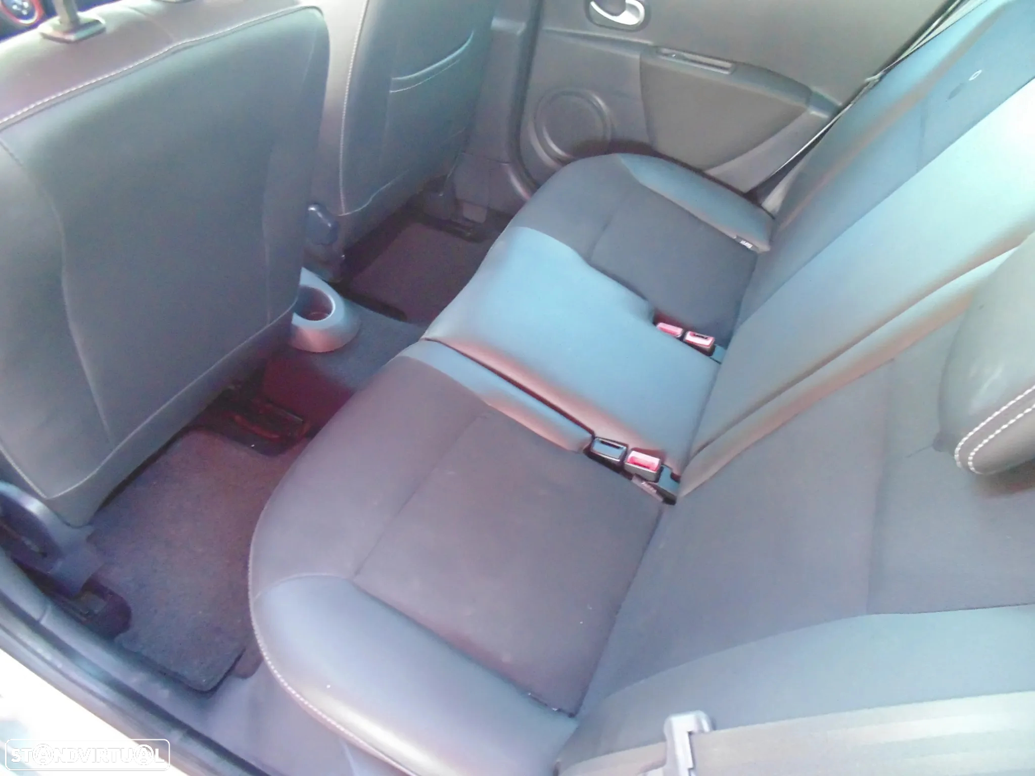 Renault Clio Break 1.5 dCi Dynamique S - 16