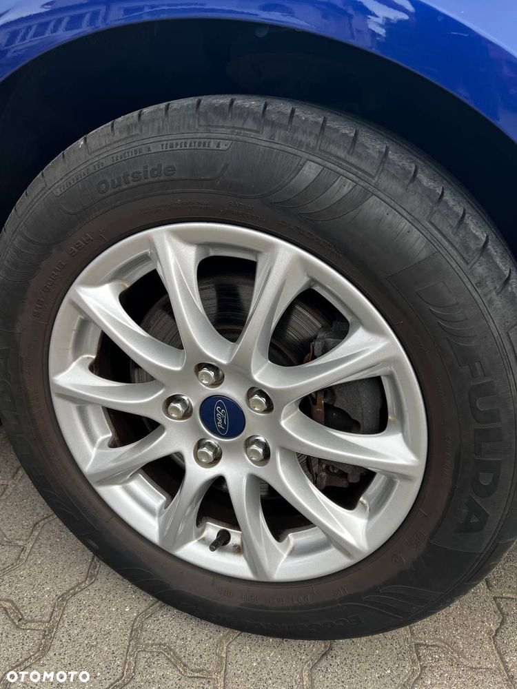 Ford Mondeo - 32