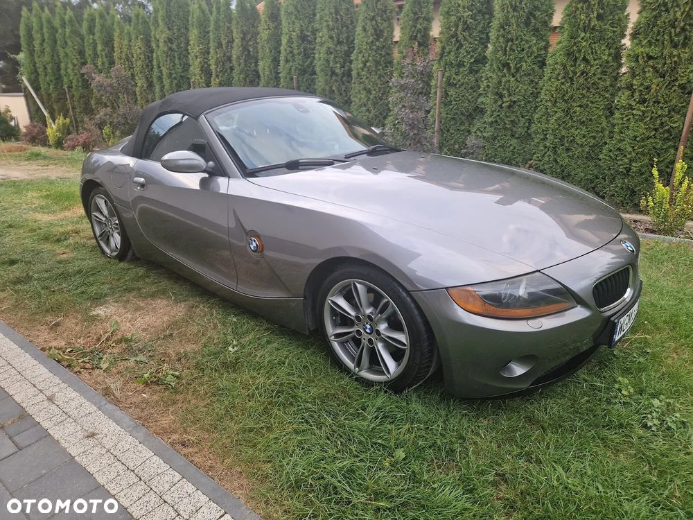 BMW Z4 2.2i - 9
