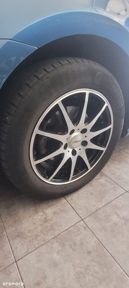 Volkswagen Golf 1.2 TSI BMT Comfortline - 8