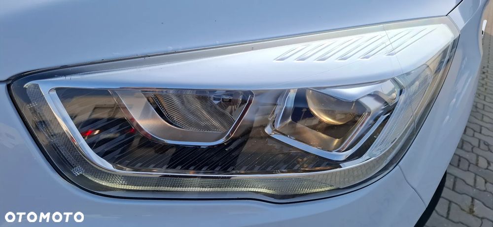 Ford Kuga - 12