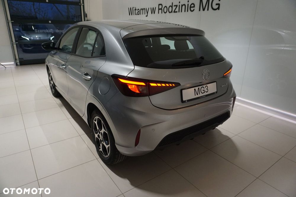 MG MG3 - 12