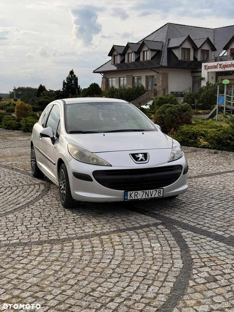 Peugeot 207 - 2