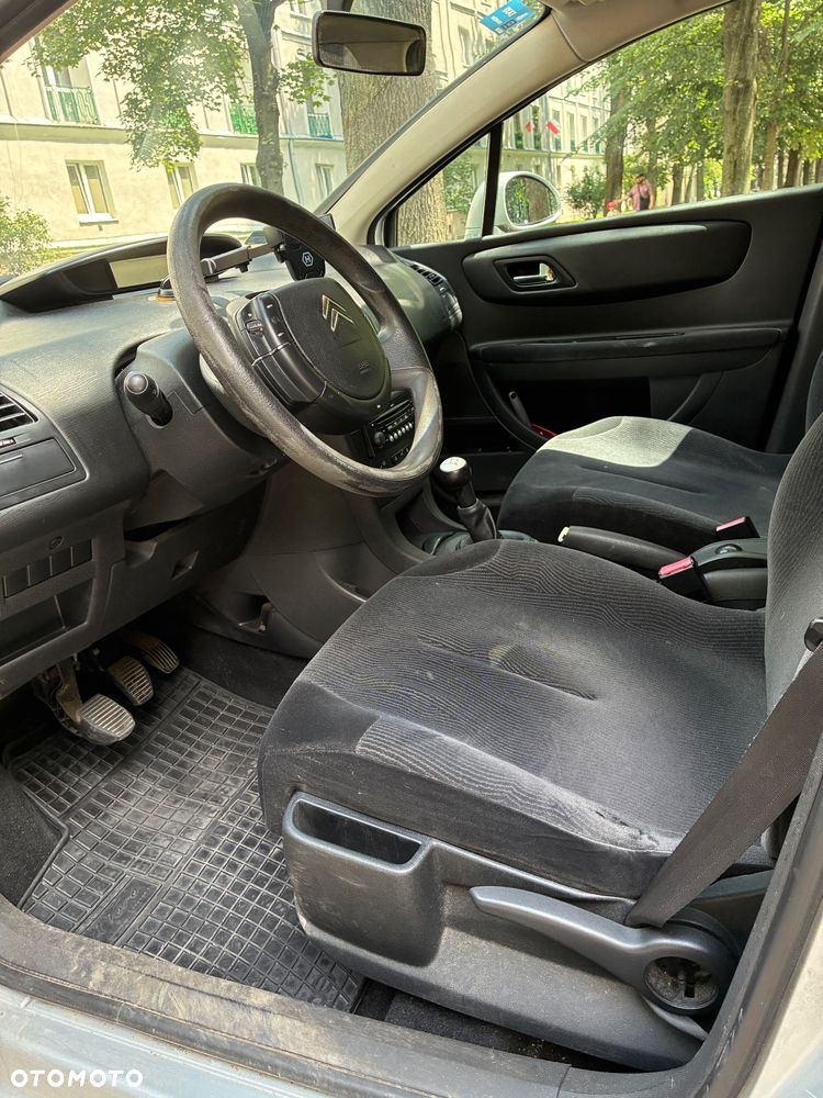 Citroën C4 1.6 HDi Magic - 2