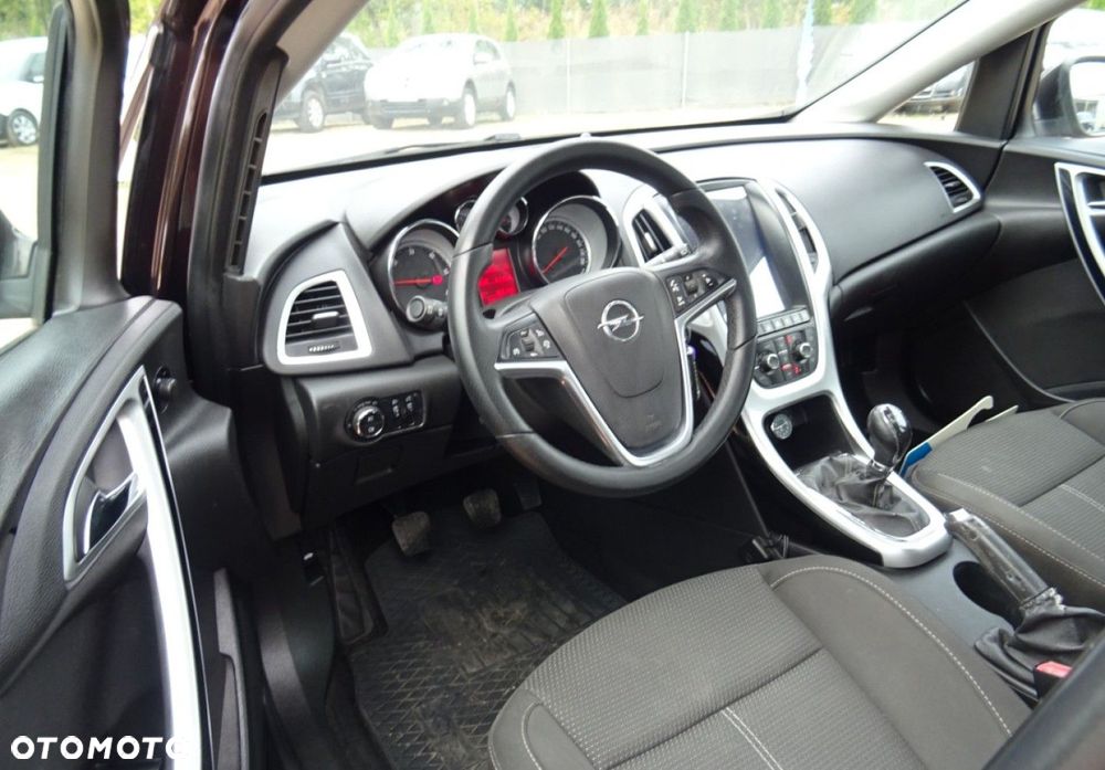 Opel Astra - 2