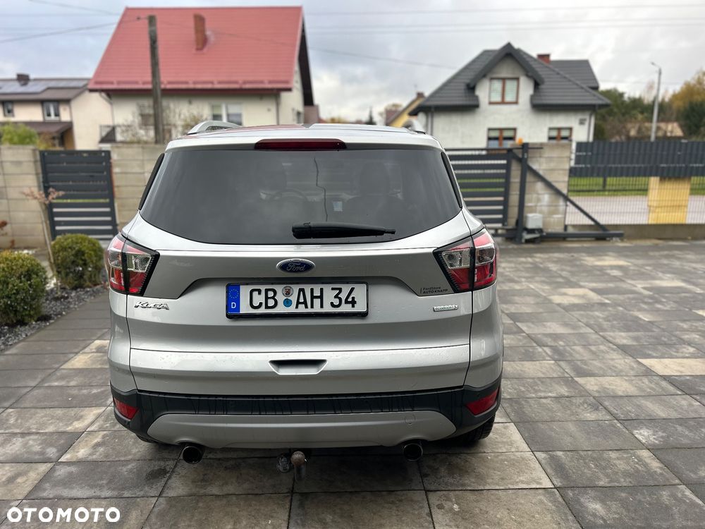 Ford Kuga 1.5 EcoBoost 2x4 Titanium - 10