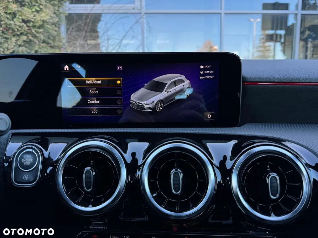 Mercedes-Benz Klasa A 200 AMG Line 7G-DCT - 25