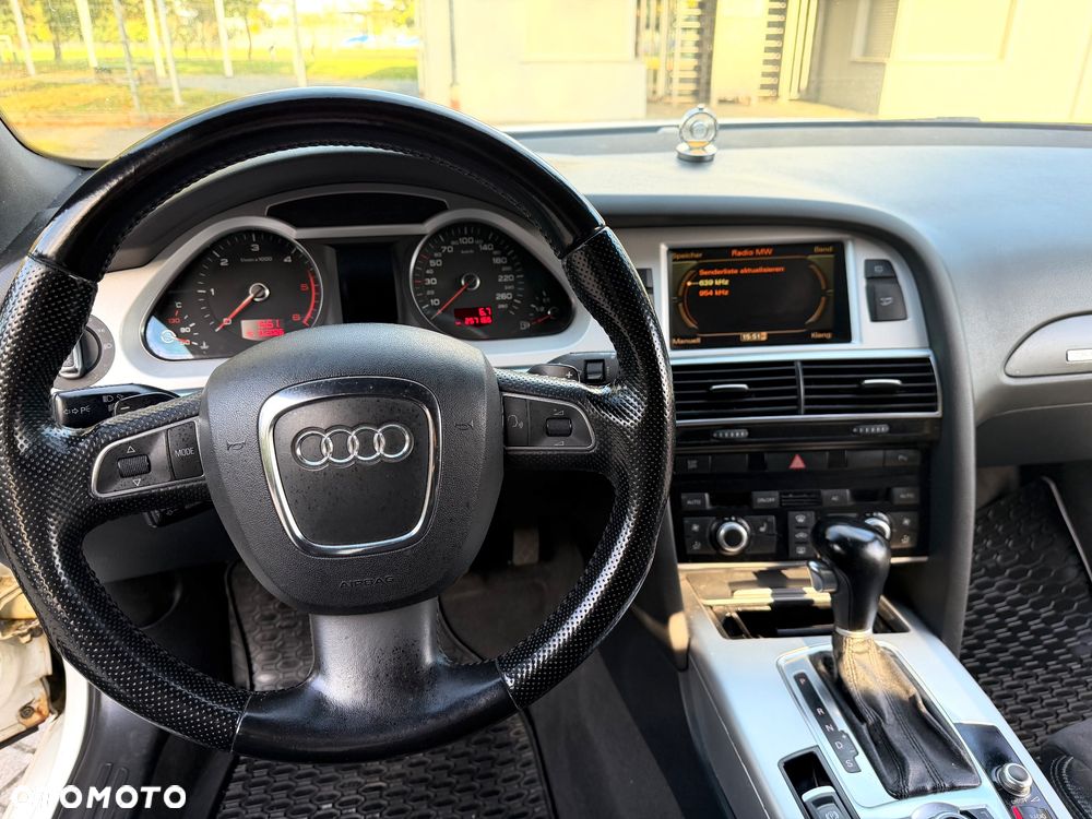 Audi A6 Allroad - 14