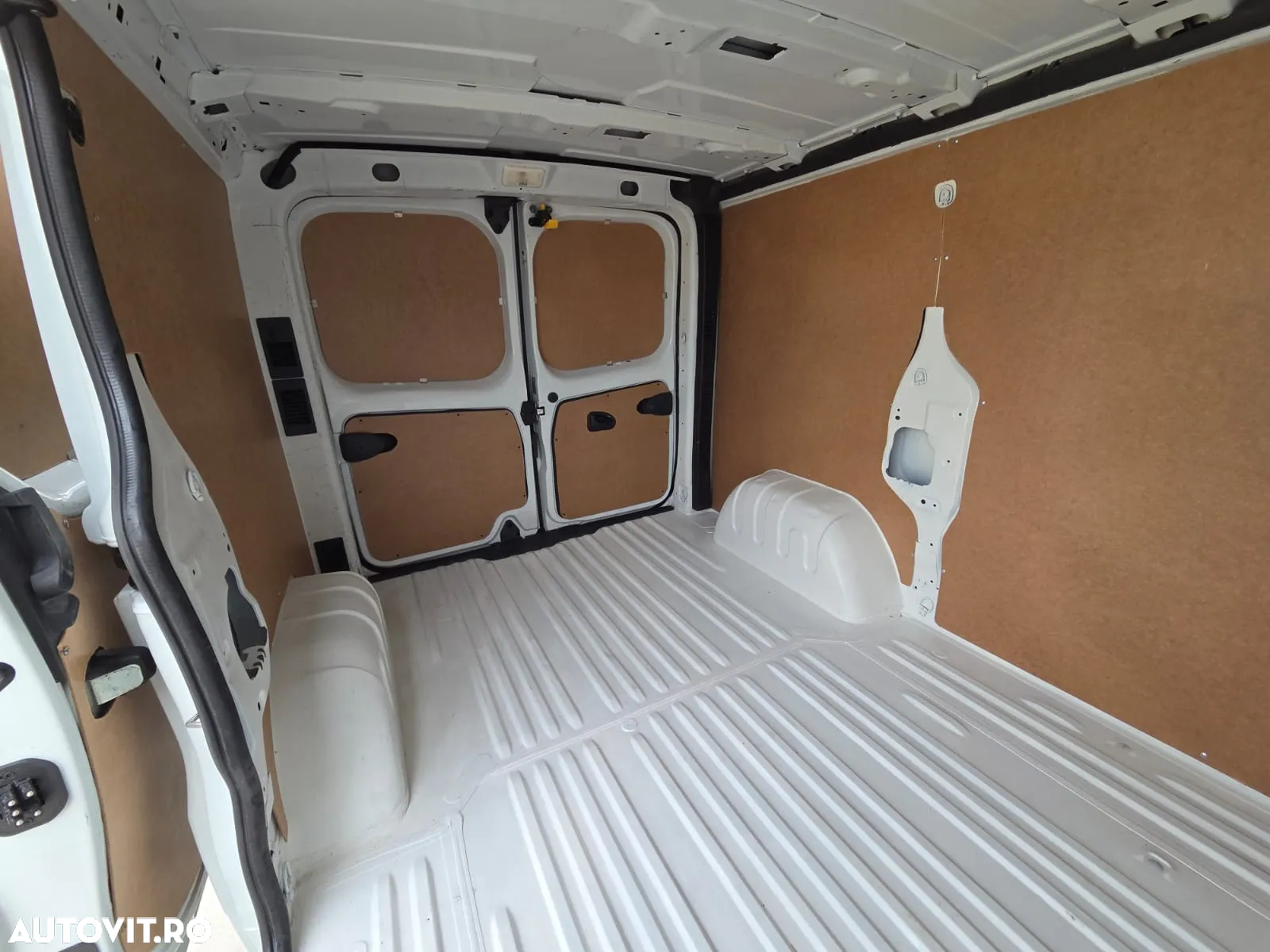 Renault Trafic L1H1 - 15