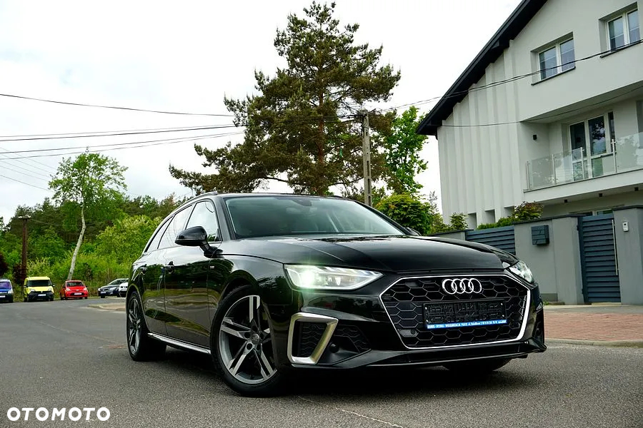 Audi A4 Avant 35 TDI S tronic S line - 2