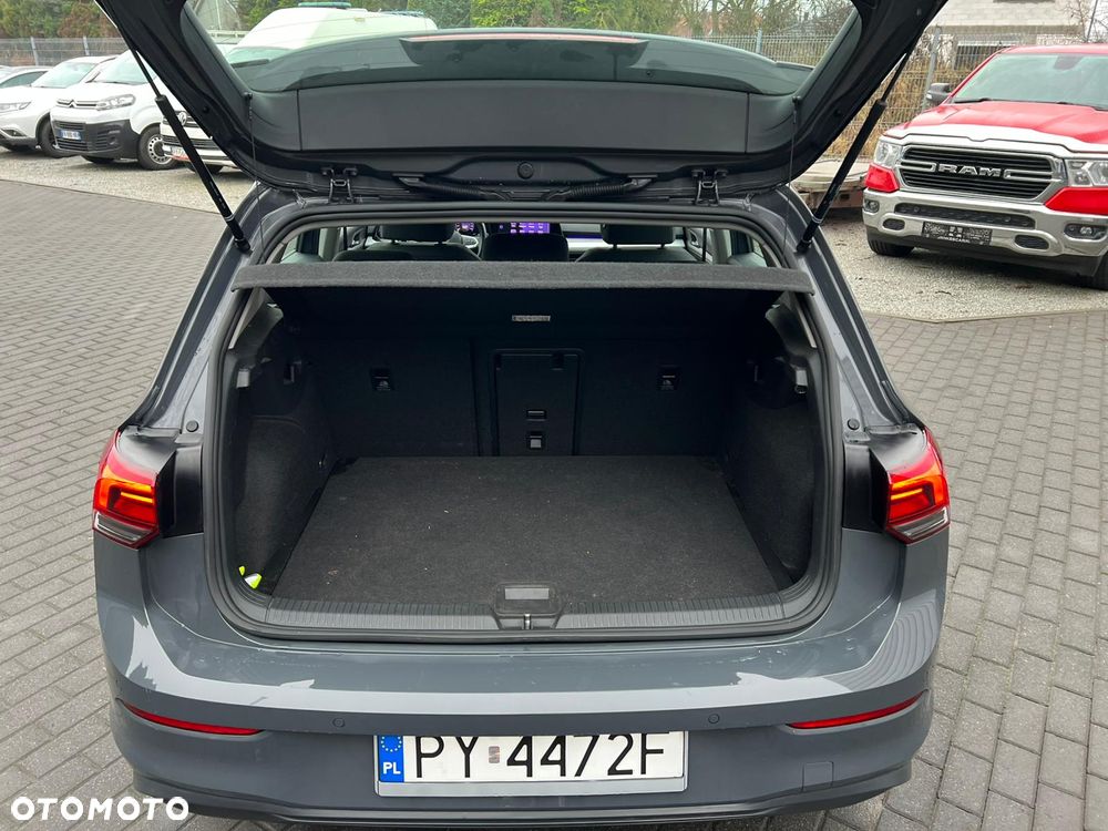 Volkswagen Golf 2.0 TDI SCR Life - 20