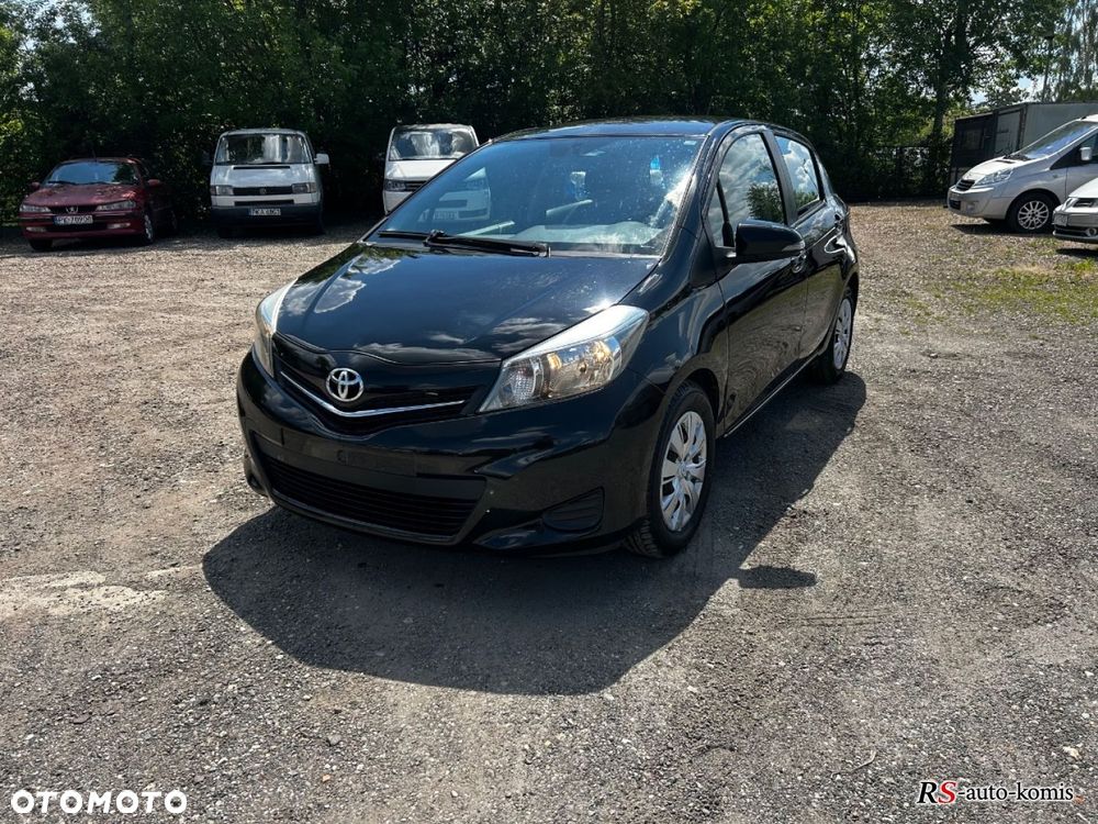 Toyota Yaris - 17