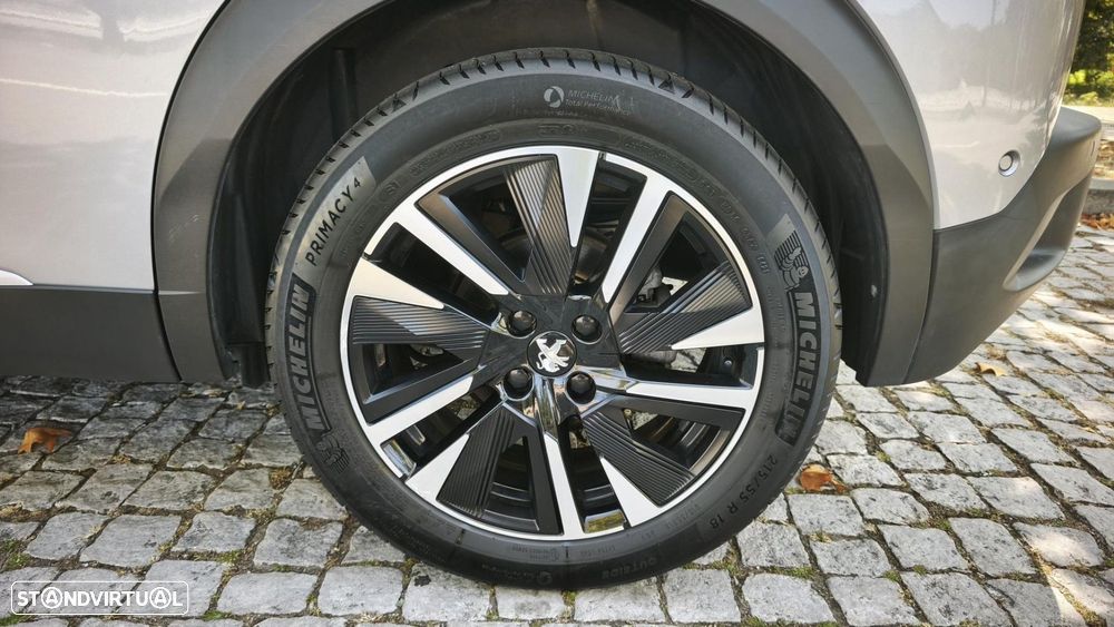 Peugeot e-2008 50 kWh GT - 22