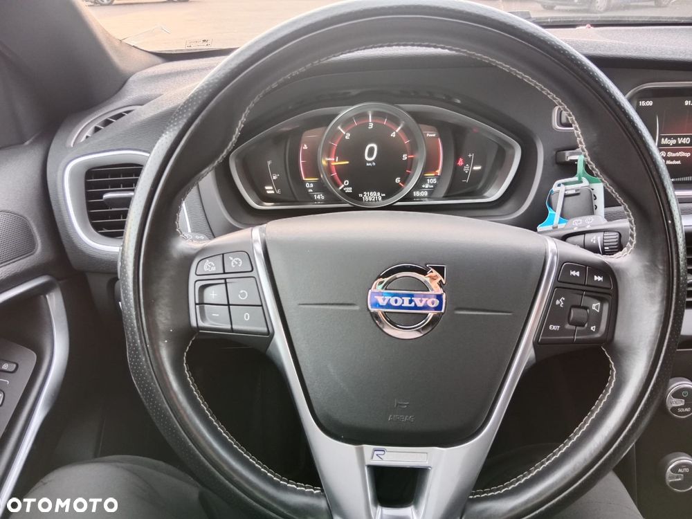 Volvo V40 D4 Drive-E R-Design Summum - 22