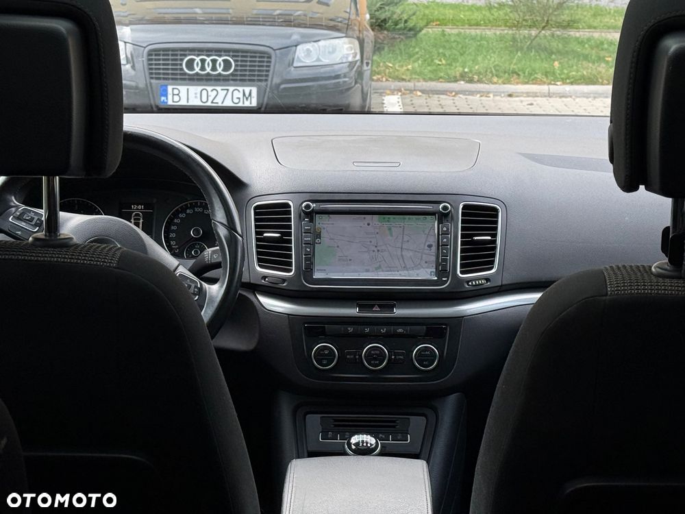 Volkswagen Sharan 2.0 TDI BlueMotion Technology Comfortline - 11