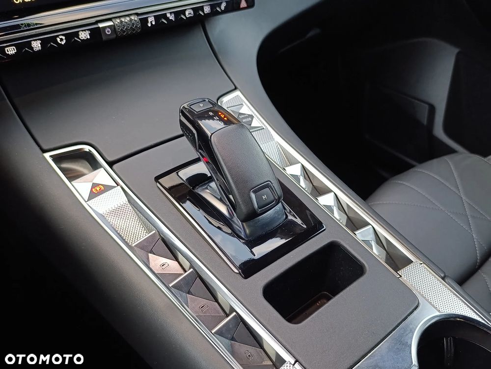 DS Automobiles DS 7 Crossback 1.6 PureTech Rivoli - 36