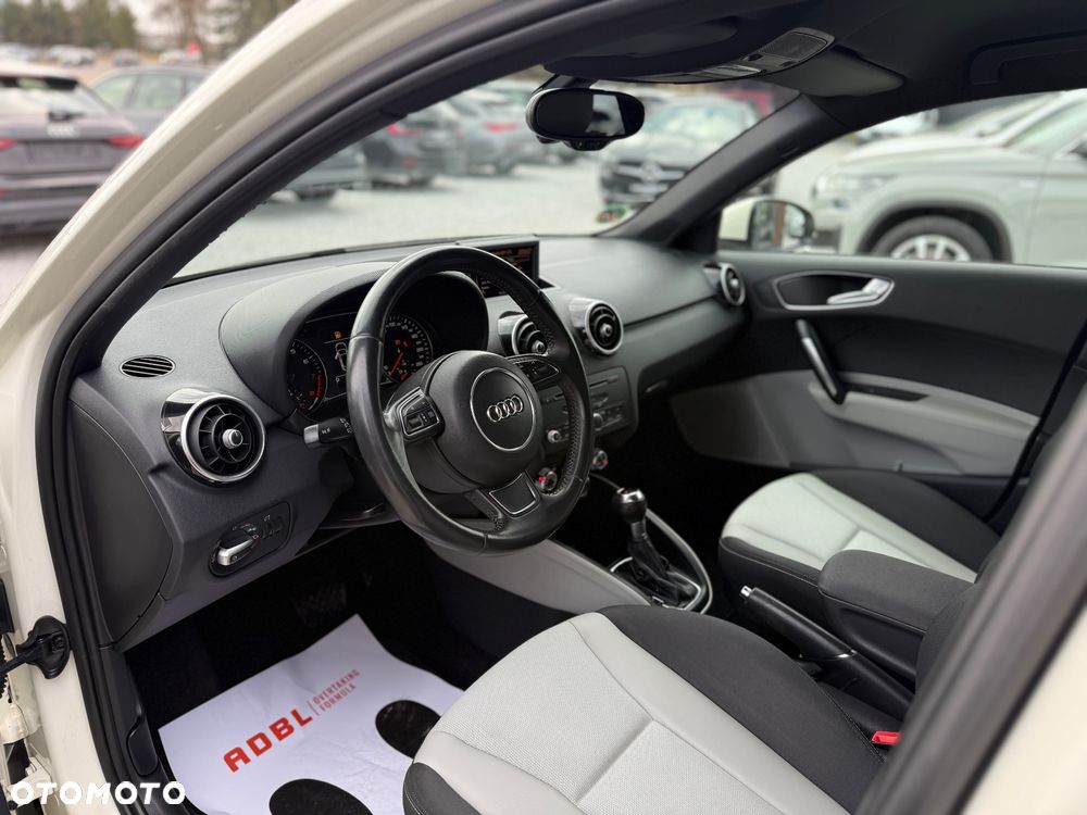 Audi A1 Sportback 1.4 TFSI S tronic S line Sportpaket - 9