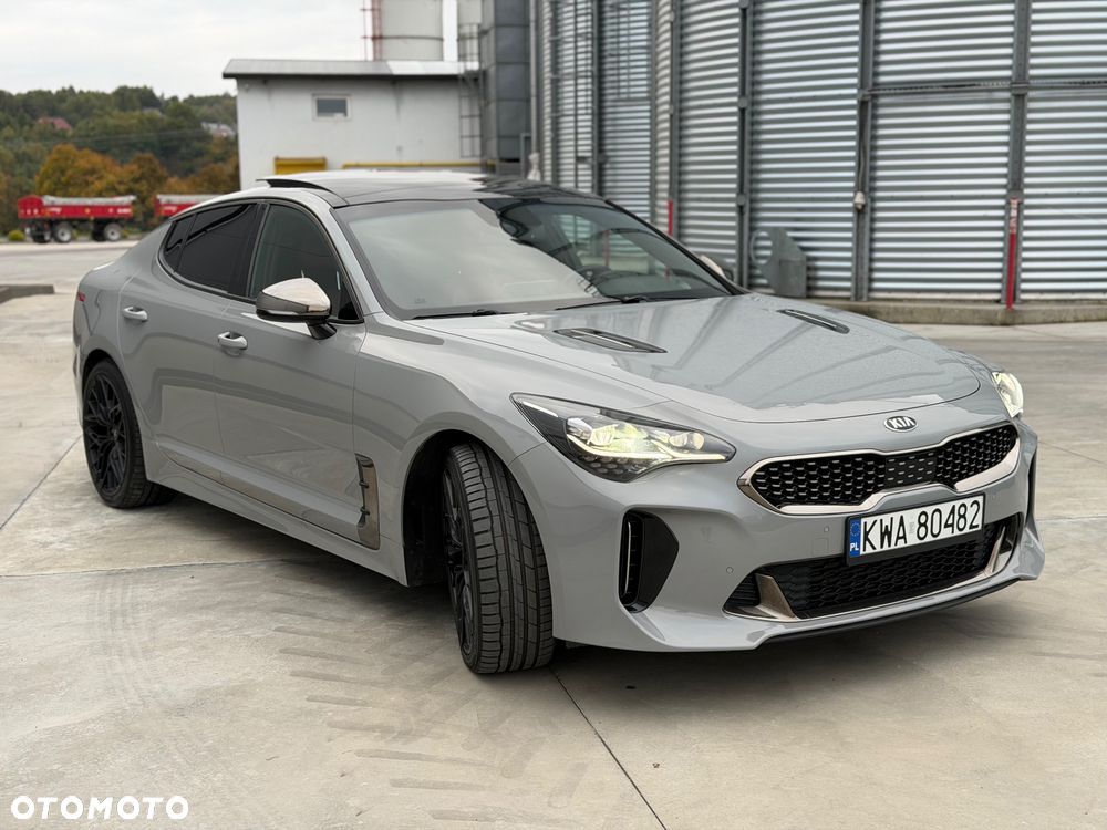 Kia Stinger 3.3 T-GDI V6 GT AWD - 21