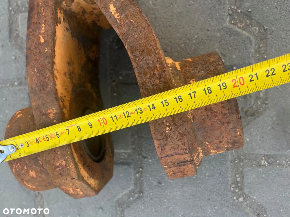 Kiwak łyżki kopiącej CASE 580 - 7