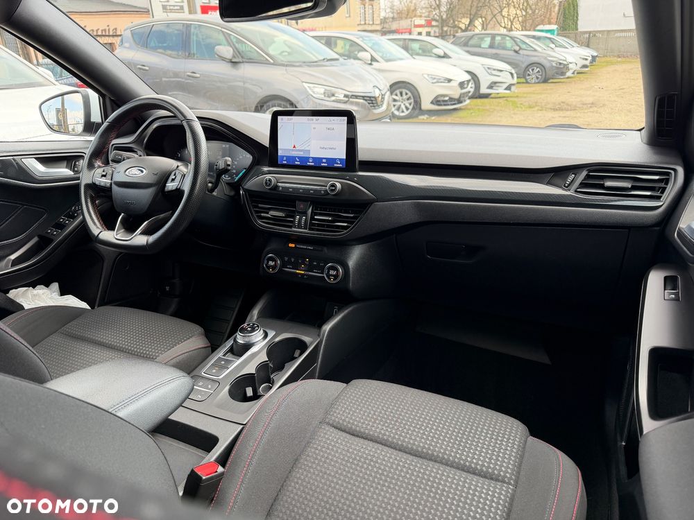 Ford Focus 1.5 EcoBlue ST-Line - 17