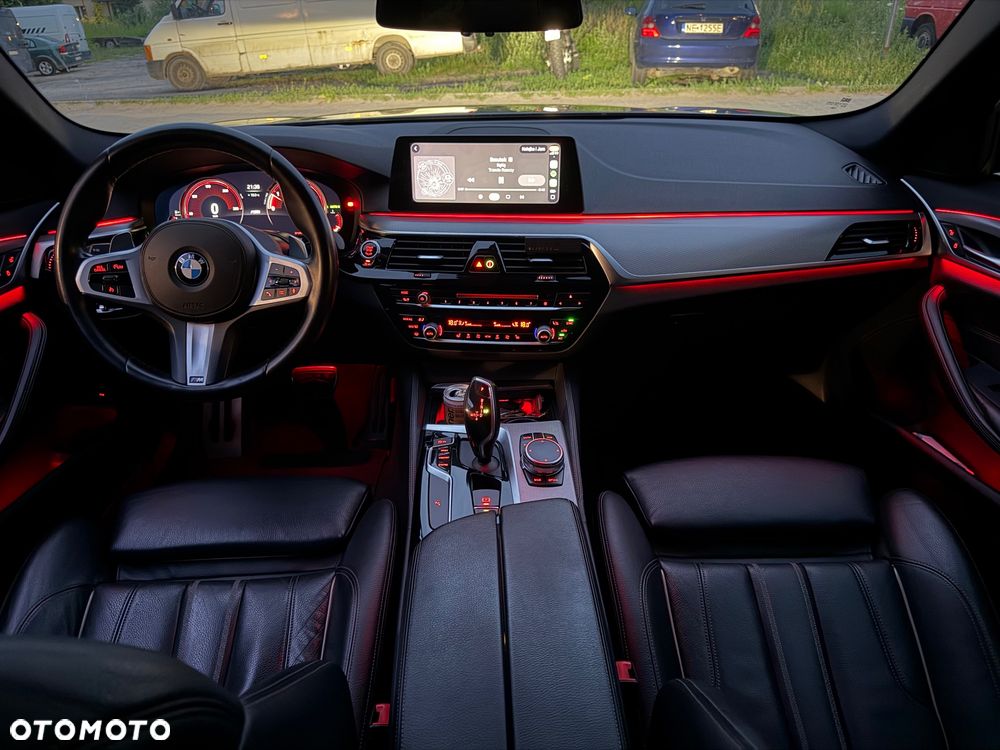 BMW Seria 5 520d xDrive M Sport sport - 27